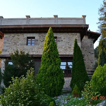 Palacio De Trasvilla