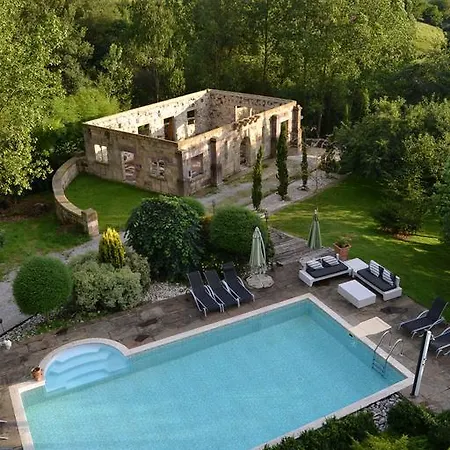 Palacio De Trasvilla Escobedo