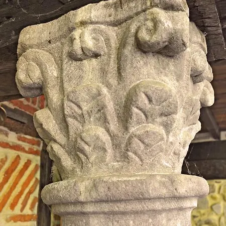 Palacio De Trasvilla