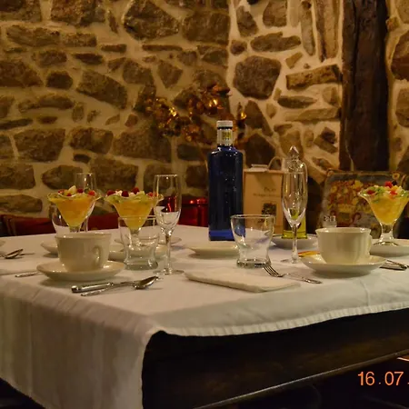 Palacio De Trasvilla Hotel Escobedo