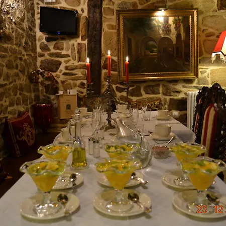 Palacio De Trasvilla Hotel Escobedo