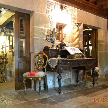 Palacio De Trasvilla 3*