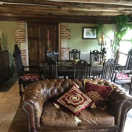 Palacio De Trasvilla