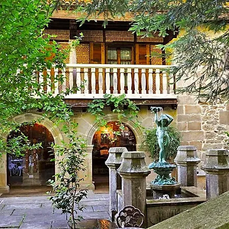 Palacio De Trasvilla 3*
