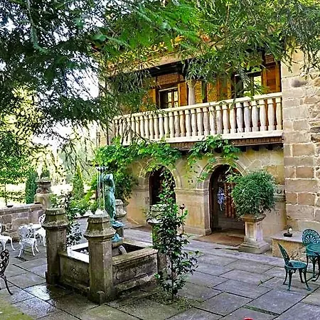 Palacio De Trasvilla