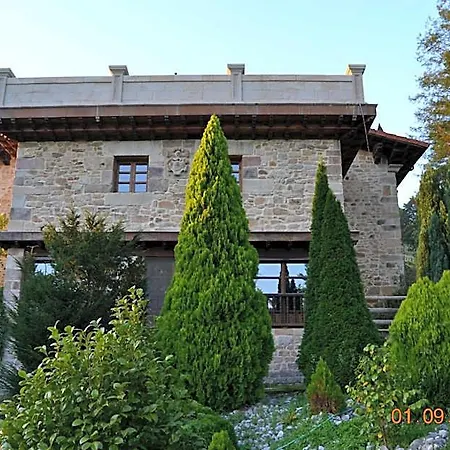 Palacio De Trasvilla Hotel Escobedo