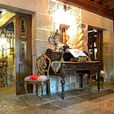 Palacio De Trasvilla Hotel