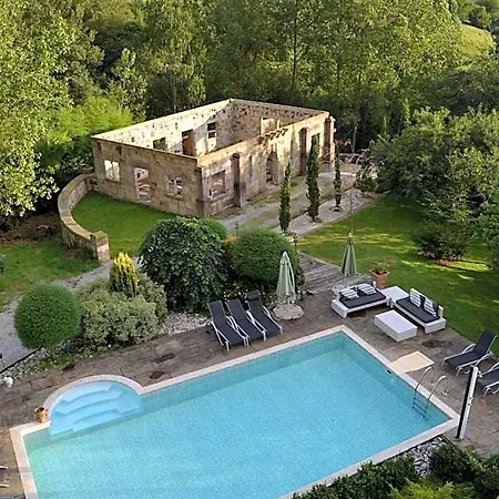 Palacio De Trasvilla 3* Escobedo