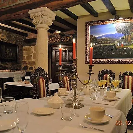 Palacio De Trasvilla Hotel