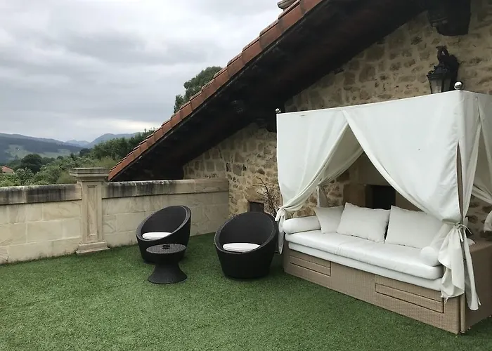 Palacio De Trasvilla Hotel