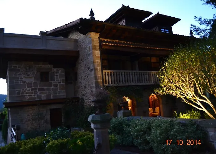 Palacio De Trasvilla Escobedo