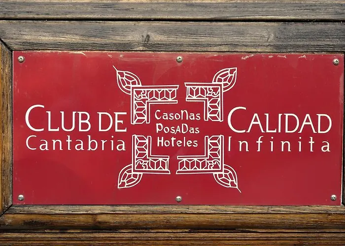 Palacio De Trasvilla Hotel Escobedo