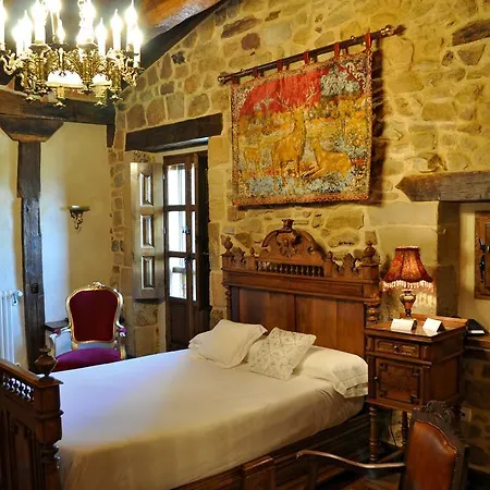 Palacio De Trasvilla 3*