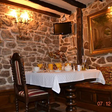 فندق Palacio De Trasvilla