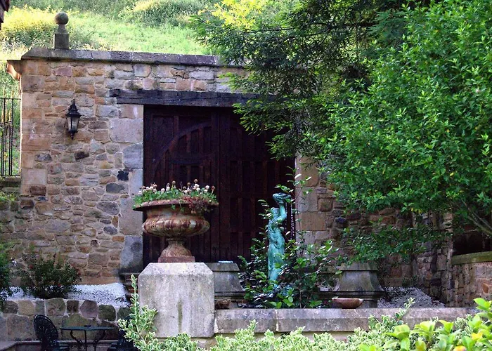 Hotel Palacio De Trasvilla Escobedo