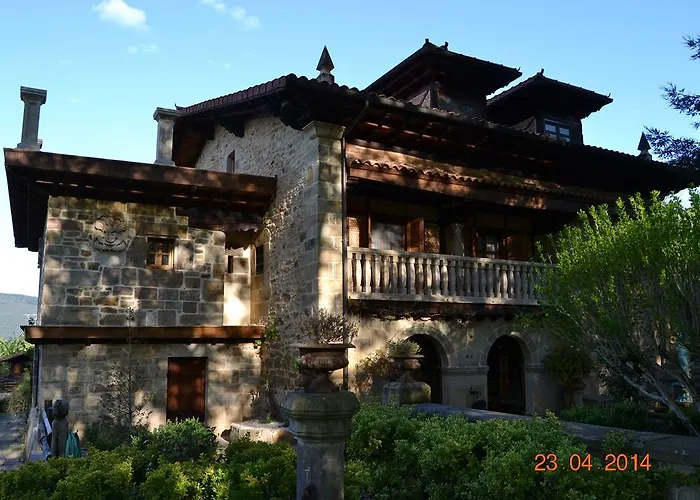 Palacio De Trasvilla 3*