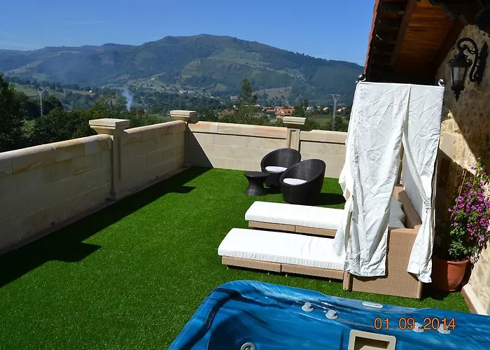 Palacio De Trasvilla Hotel