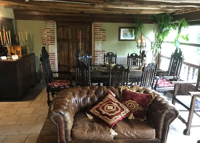 Palacio De Trasvilla