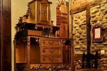 Palacio De Trasvilla Hotel Escobedo